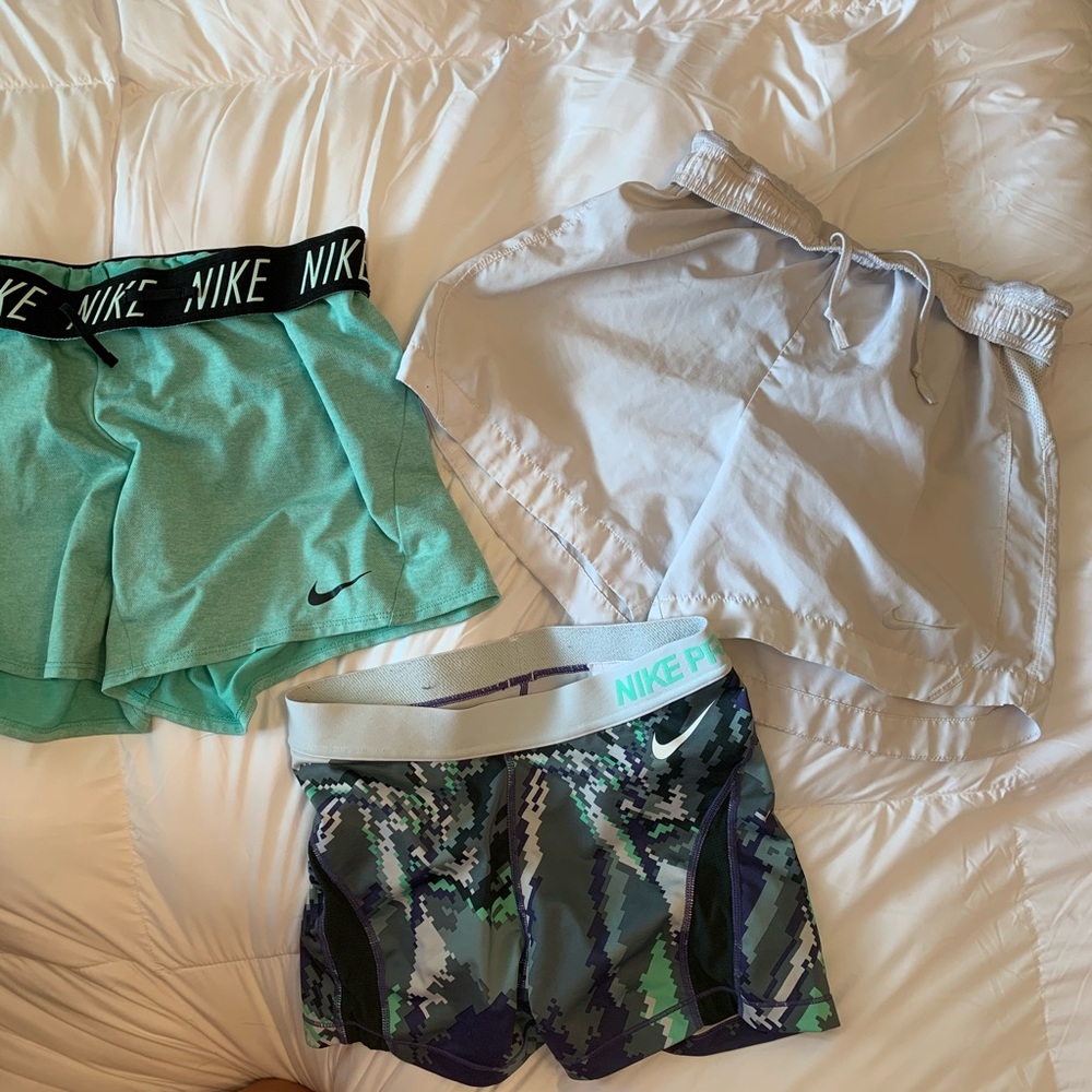 Nike pro short teal bundle